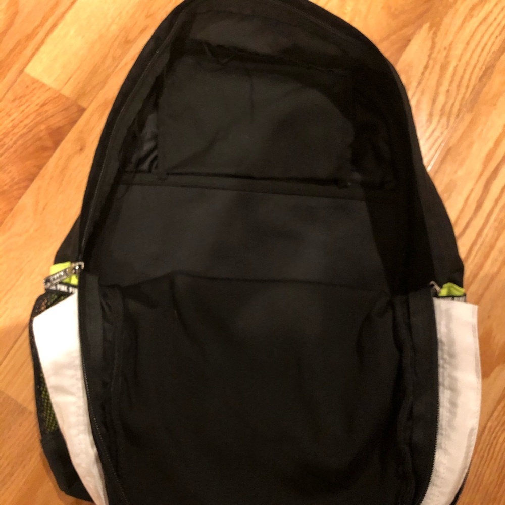 PINK Backpack - Picture 4 of 6